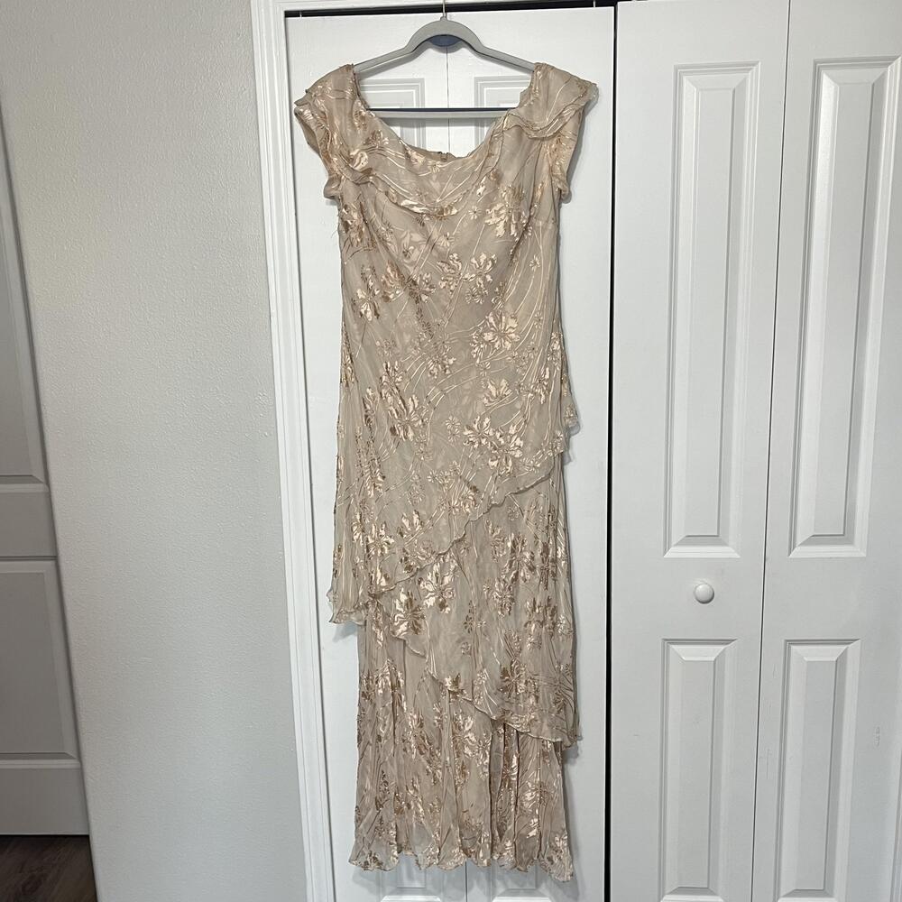 Montage By Mon Cheri Dress Womens Beige Beaded Floral Chiffon Maxi Formal Gown